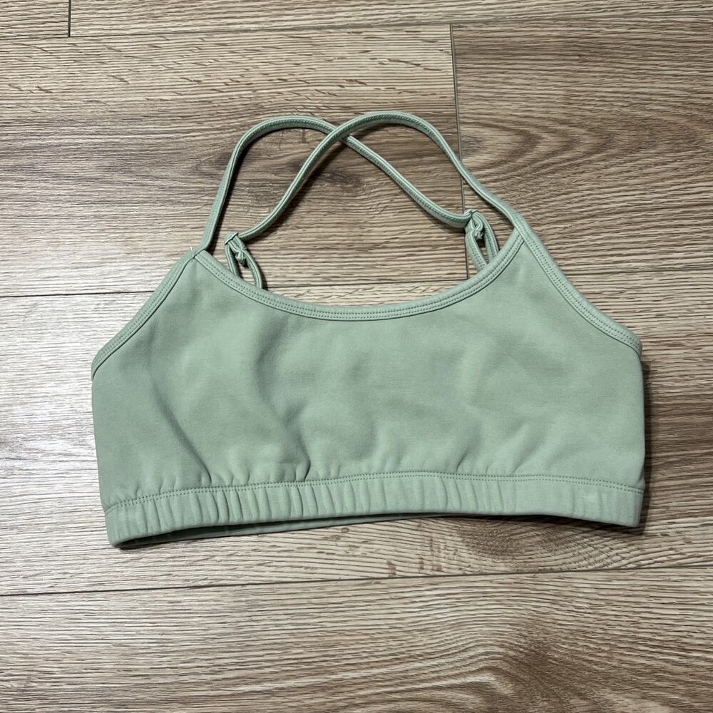 Noize Women’s Green Strappy Back Sports Bra Size Medium (A40)
